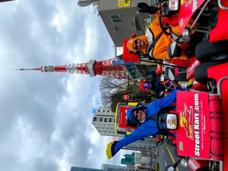 टोक्यो के लोकप्रिय पर्यटन स्थलों को ज़मीन से सटकर दौड़ना——स्ट्रीट कार्ट जो बदल रहा है यात्रा की परिभाषा