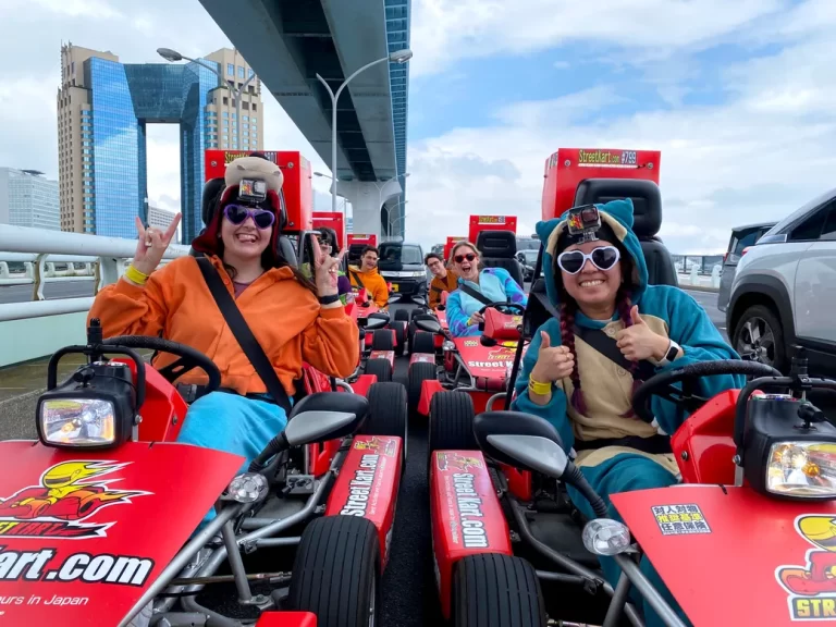 टोक्यो में असली गागाकू का अनुभव: शाही दरबारी संगीत की मधुर धुनों में खो जाने का खास सफर